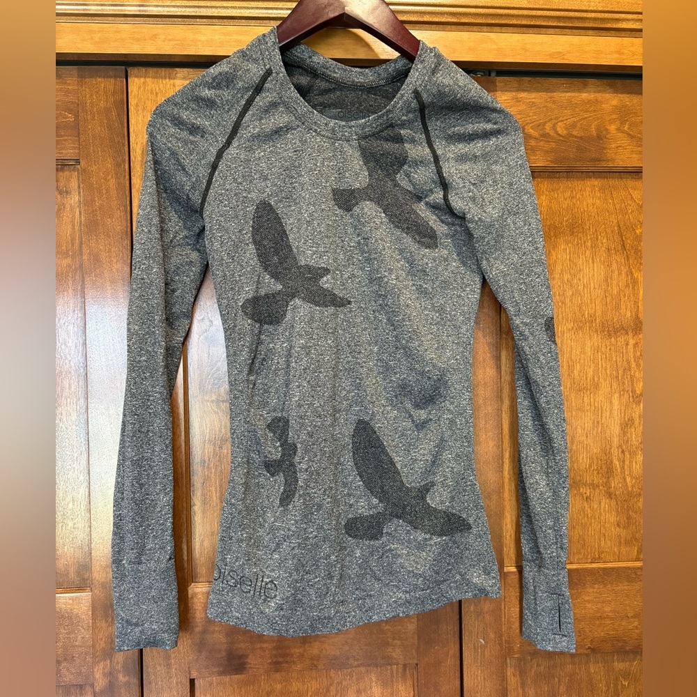 Oiselle flyte long sleeve size XS black